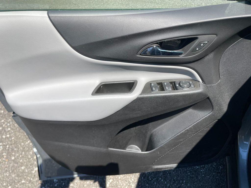 used 2023 Chevrolet Equinox car, priced at $21,694
