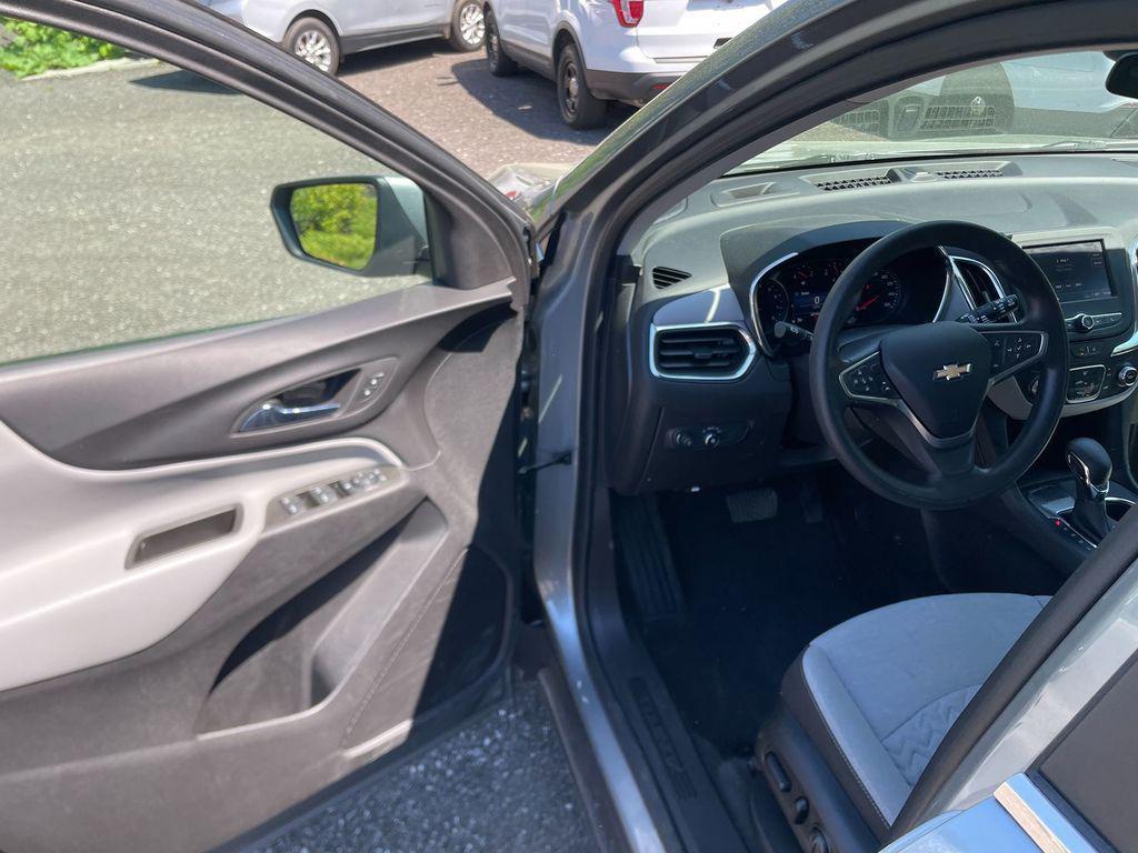 used 2023 Chevrolet Equinox car, priced at $21,694
