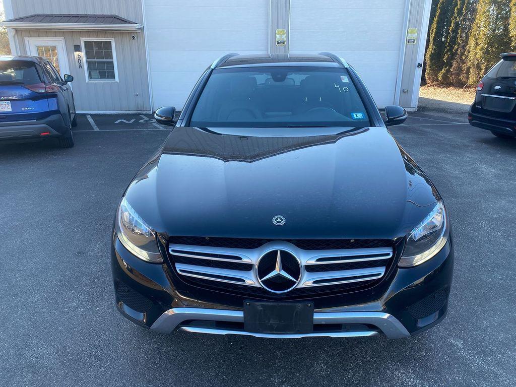 used 2019 Mercedes-Benz GLC 300 car, priced at $17,655