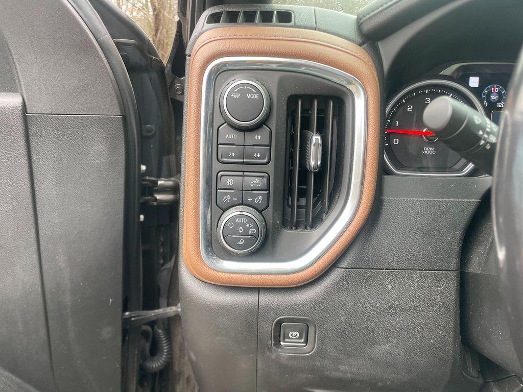 used 2022 Chevrolet Silverado 1500 Limited car, priced at $40,678