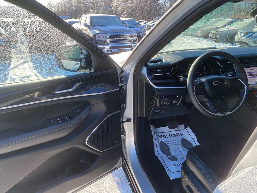 used 2023 Jeep Grand Cherokee 4xe car, priced at $35,569