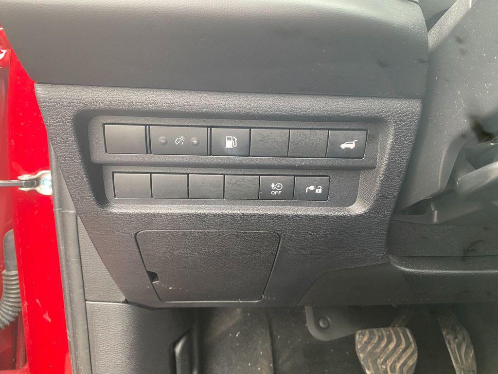 used 2023 Mitsubishi Outlander PHEV car, priced at $30,256