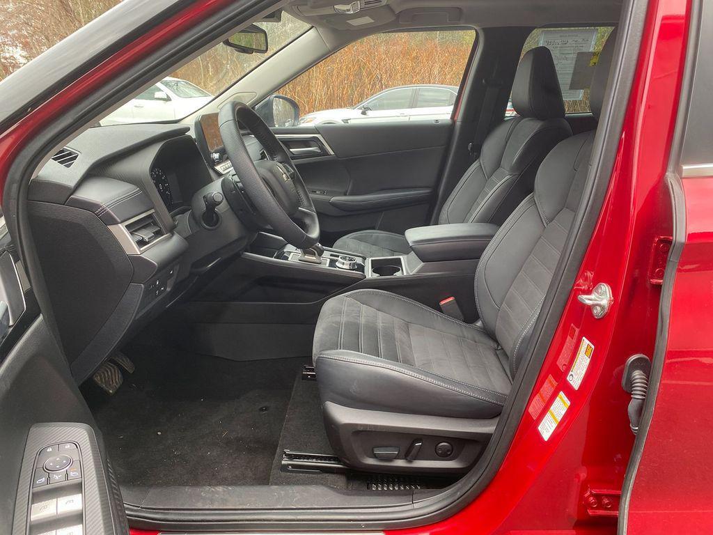 used 2023 Mitsubishi Outlander PHEV car, priced at $30,256