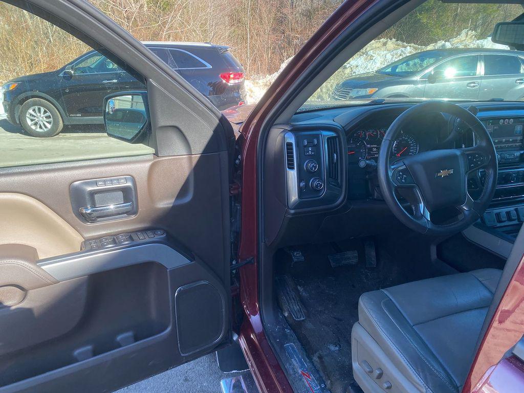 used 2014 Chevrolet Silverado 1500 car, priced at $21,988