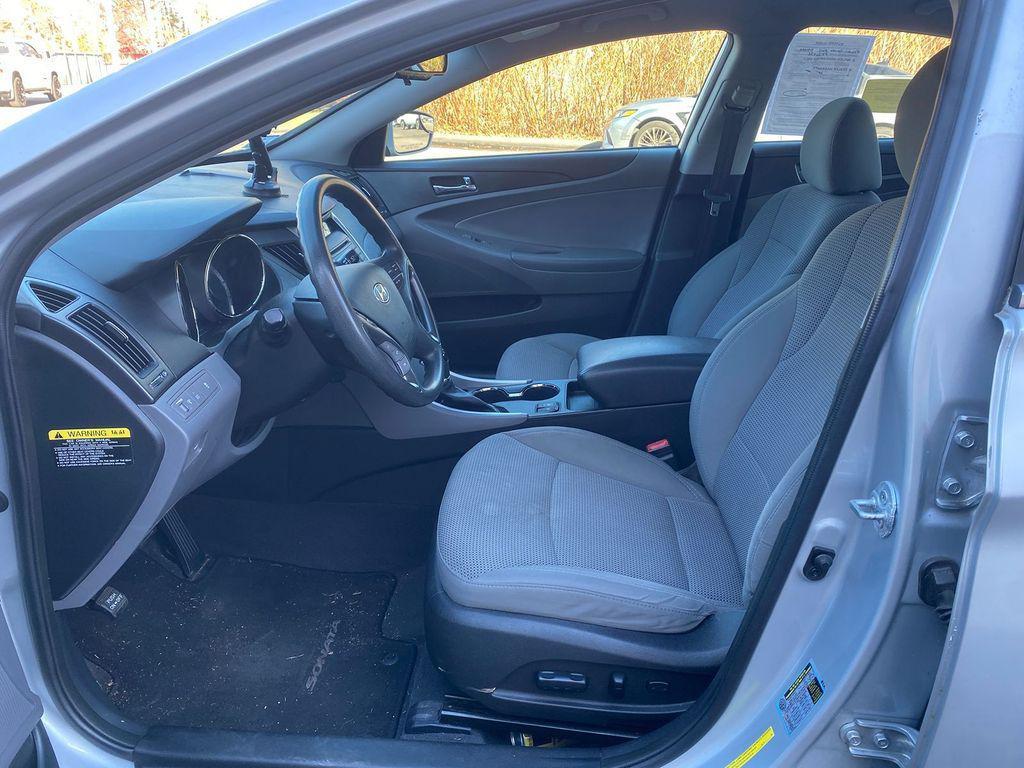 used 2013 Hyundai Sonata car, priced at $9,985