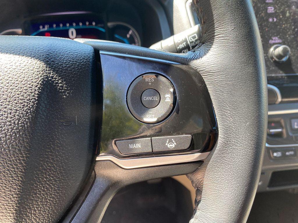 used 2022 Honda Pilot car, priced at $29,995