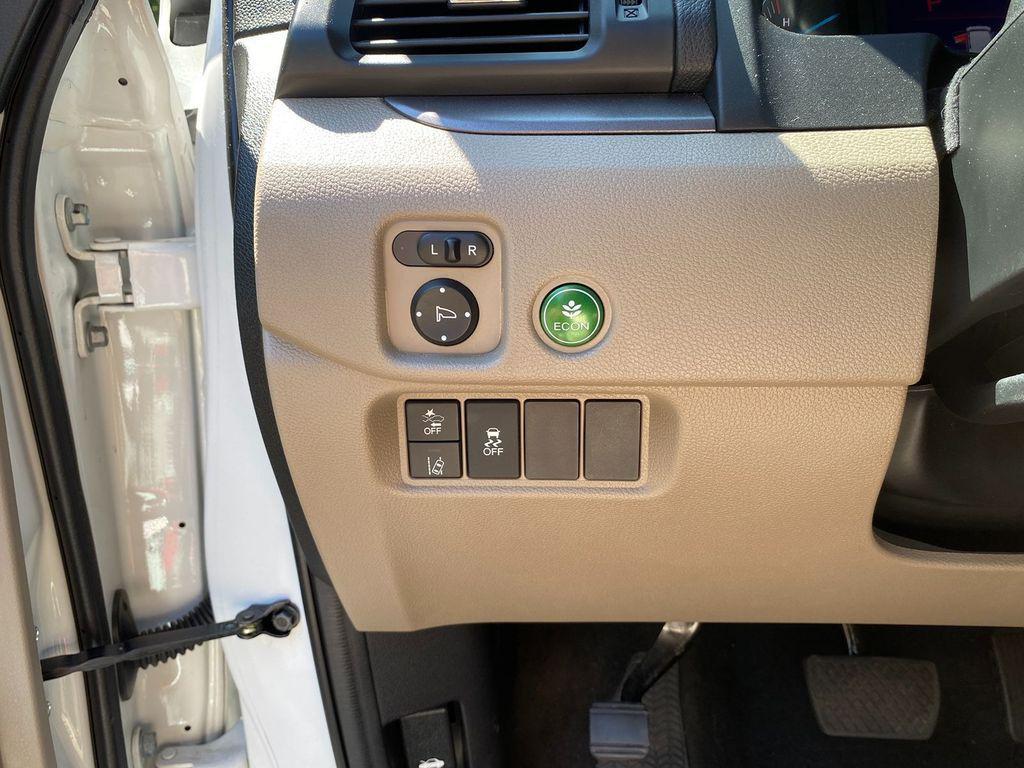 used 2022 Honda Pilot car, priced at $29,995