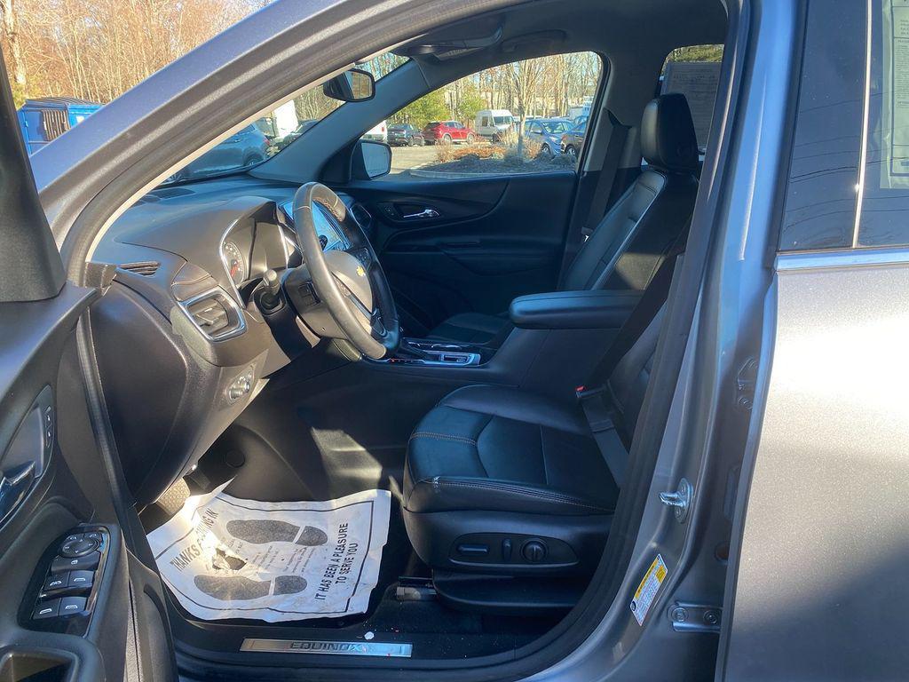 used 2024 Chevrolet Equinox car, priced at $23,995