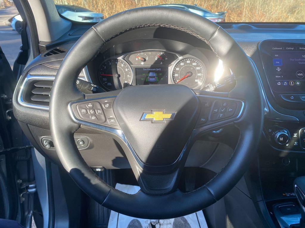 used 2024 Chevrolet Equinox car, priced at $23,995
