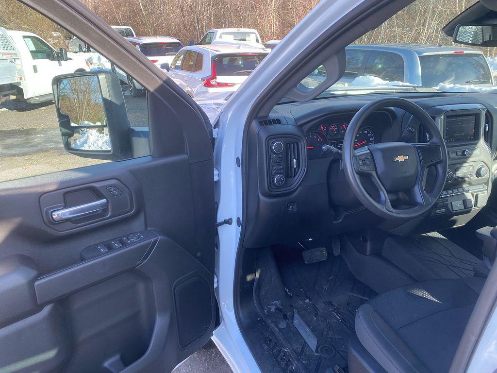 used 2025 Chevrolet Silverado 2500 car, priced at $59,988