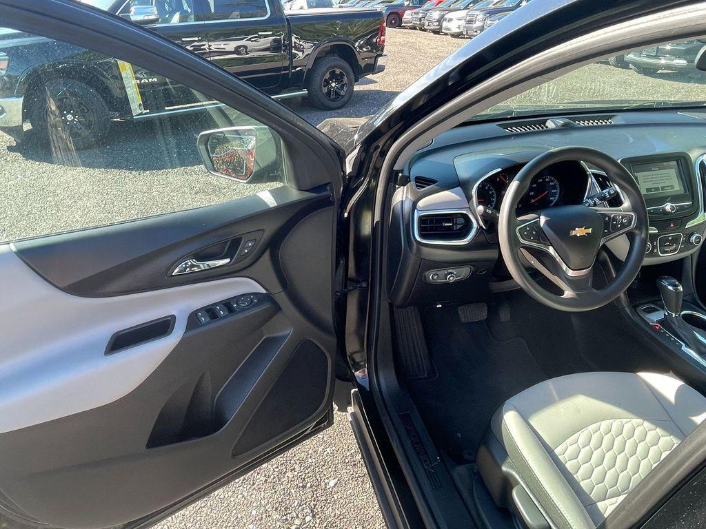 used 2018 Chevrolet Equinox car, priced at $22,687