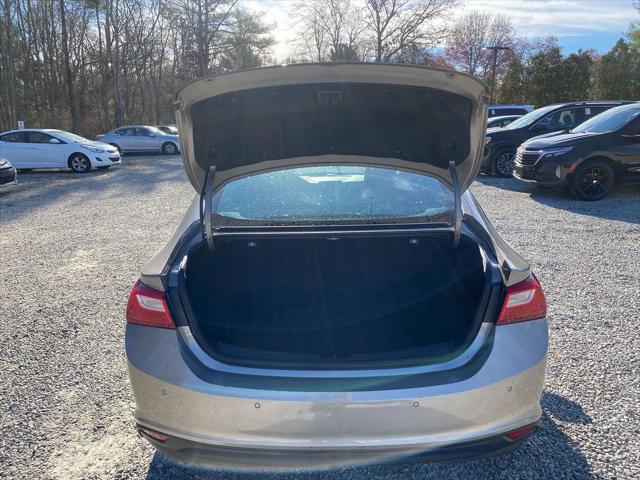2023 Mineral Gray Metallic Chevrolet Malibu