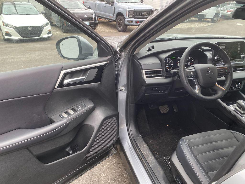 used 2024 Mitsubishi Outlander PHEV car, priced at $30,995