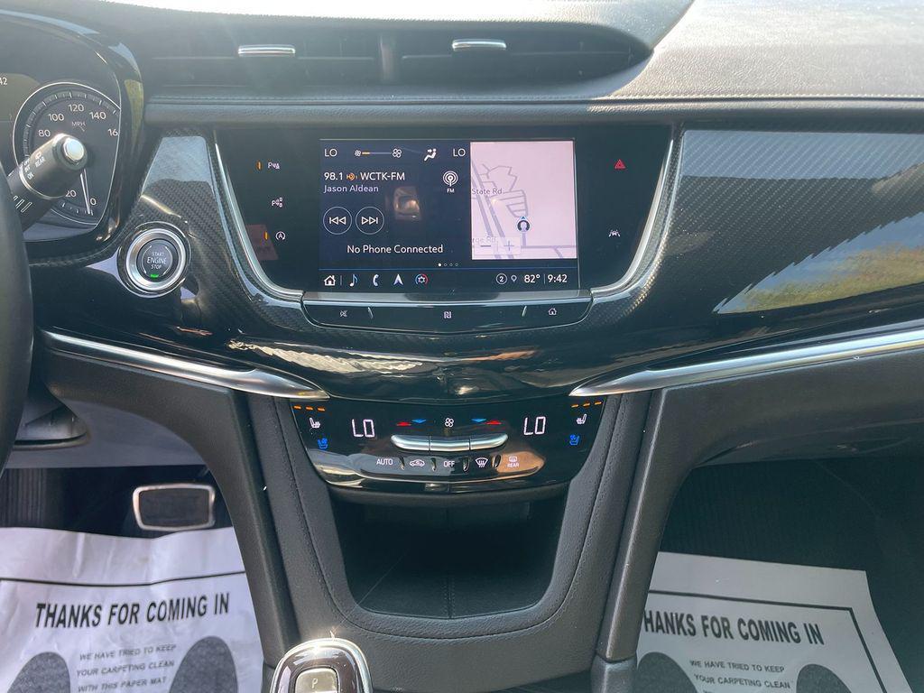 used 2021 Cadillac XT6 car, priced at $30,198
