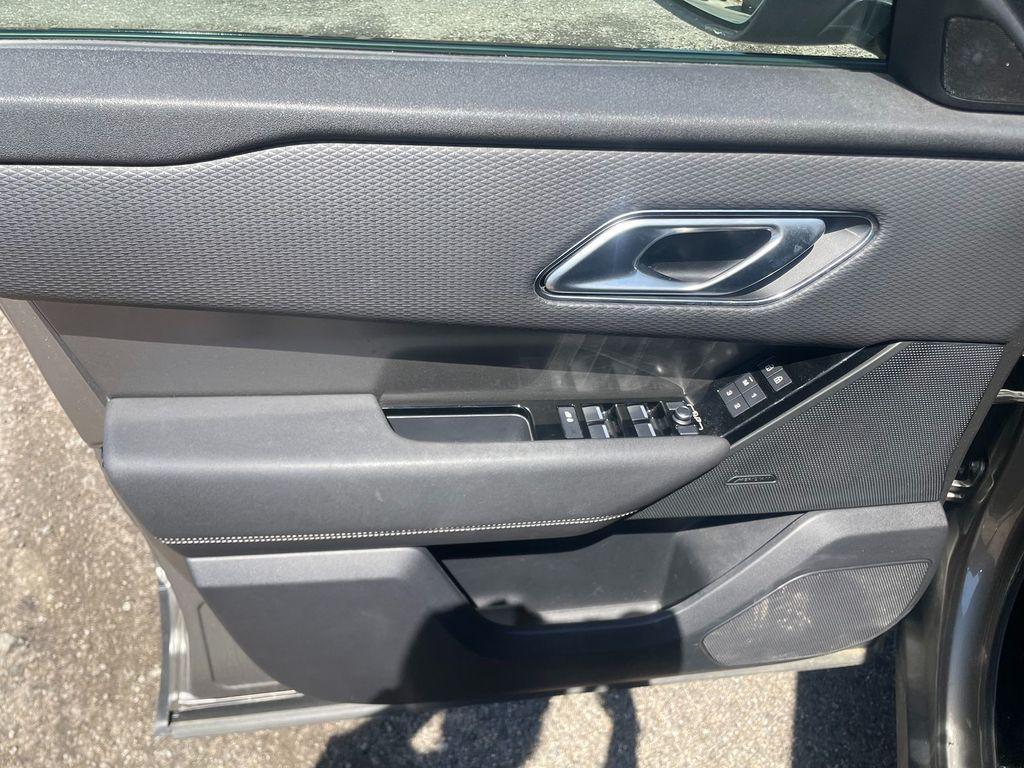 used 2022 Land Rover Range Rover Velar car, priced at $35,988