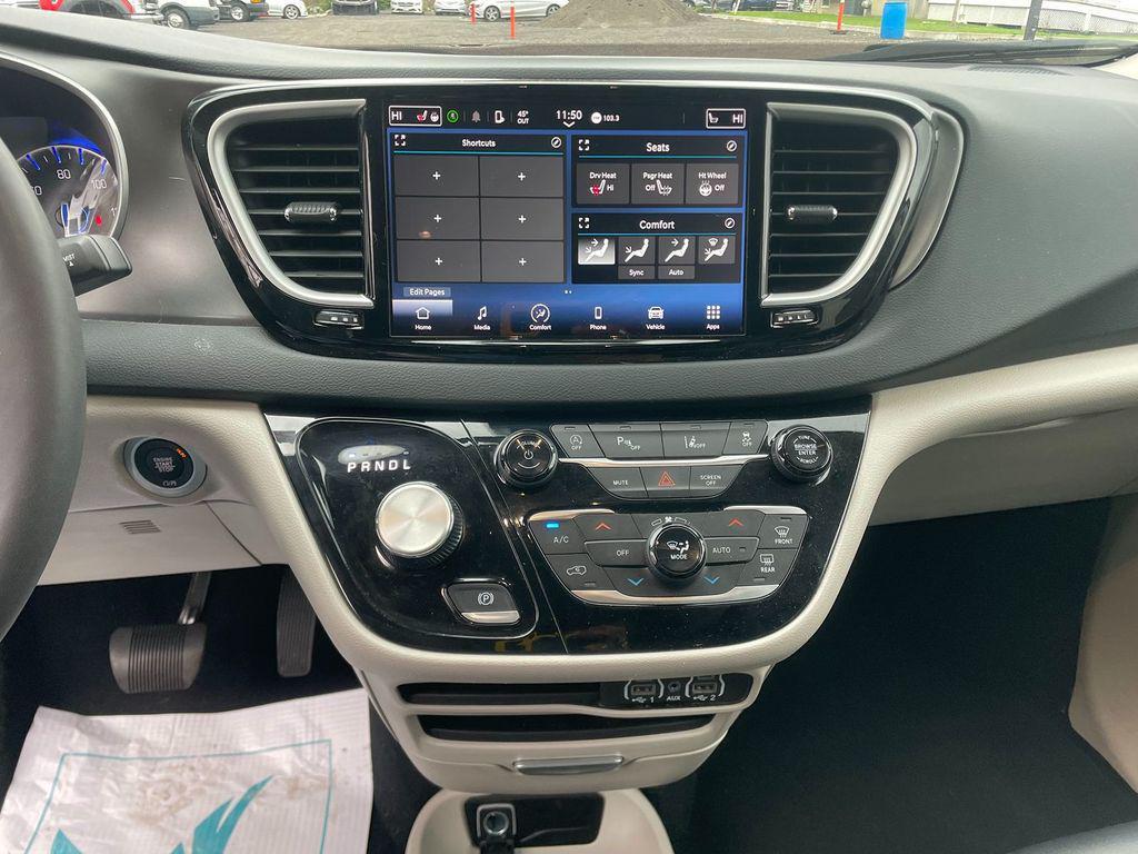 used 2024 Chrysler Pacifica car, priced at $30,098