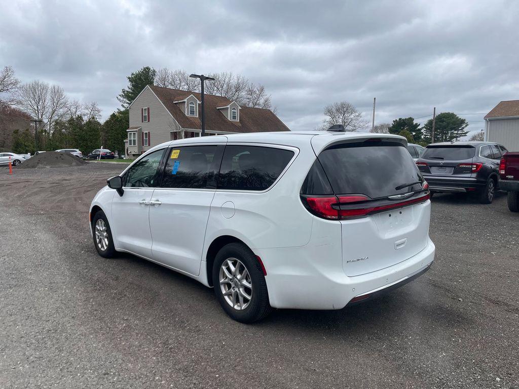used 2024 Chrysler Pacifica car, priced at $30,098
