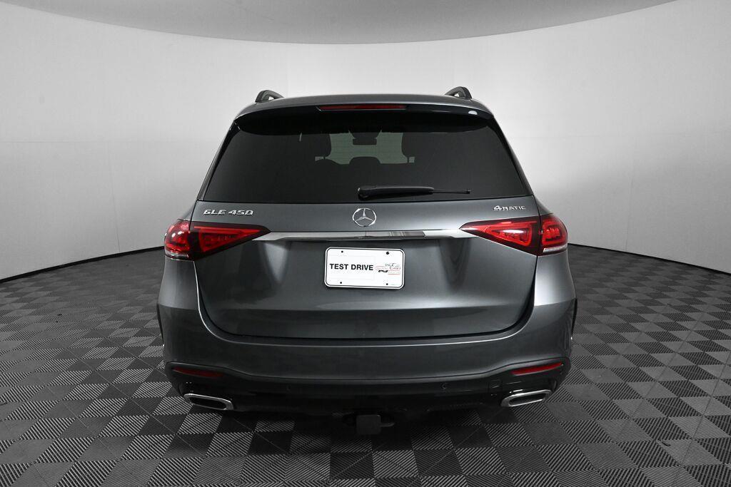 Mercedes-Benz GLE view 23
