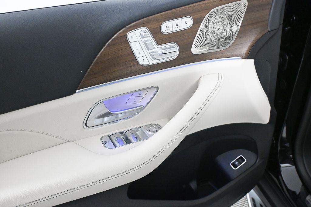 new 2026 Mercedes-Benz GLE 450 car, priced at $81,660