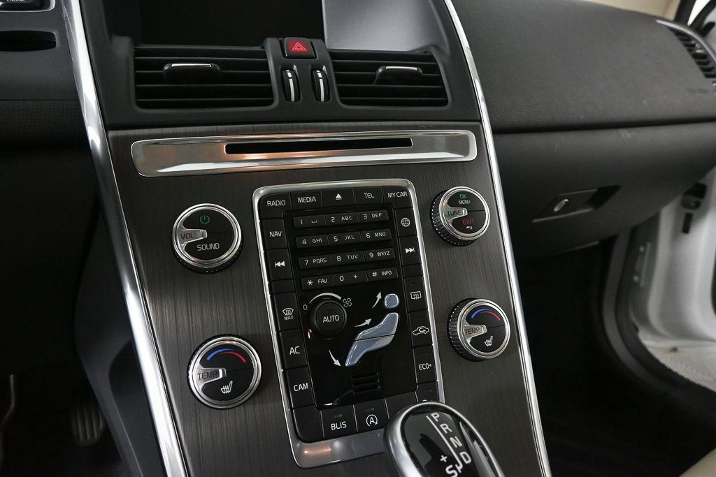 used 2016 Volvo XC60 car, priced at $15,674