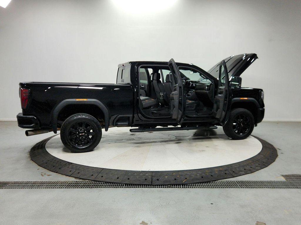 used 2024 GMC Sierra 2500 car, priced at $58,986
