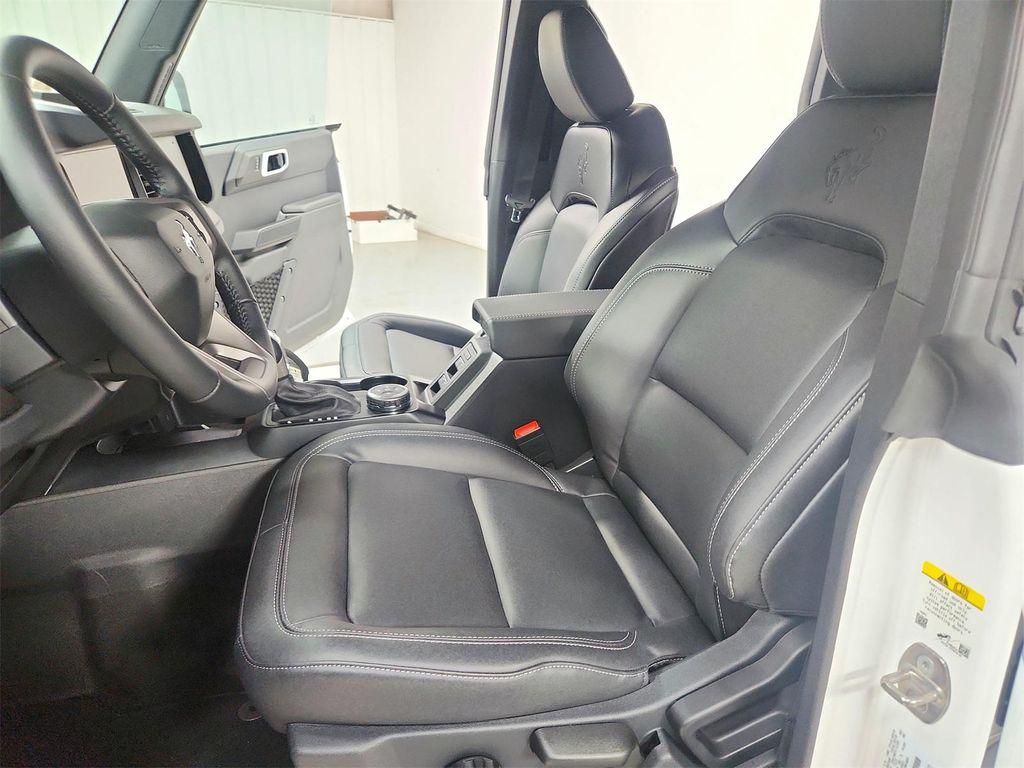 new 2025 Ford Bronco car, priced at $47,956