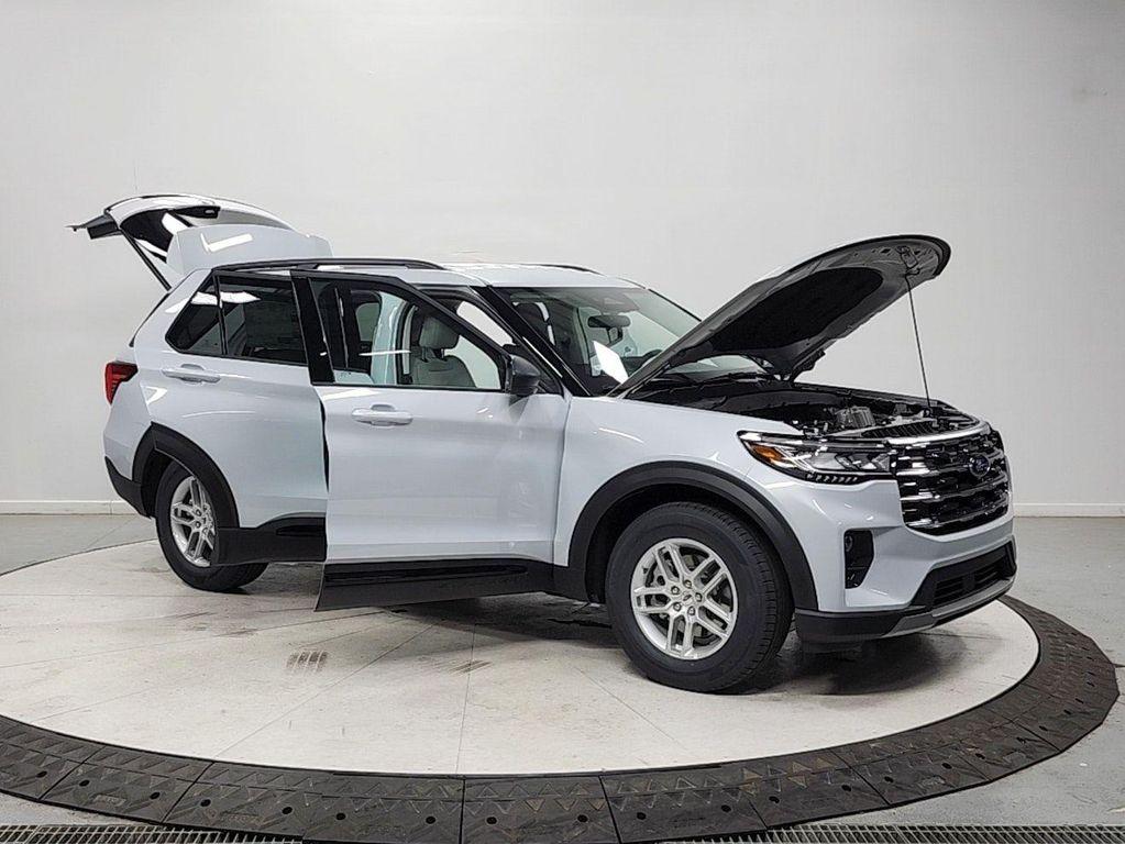new 2026 Ford Explorer car, priced at $43,139