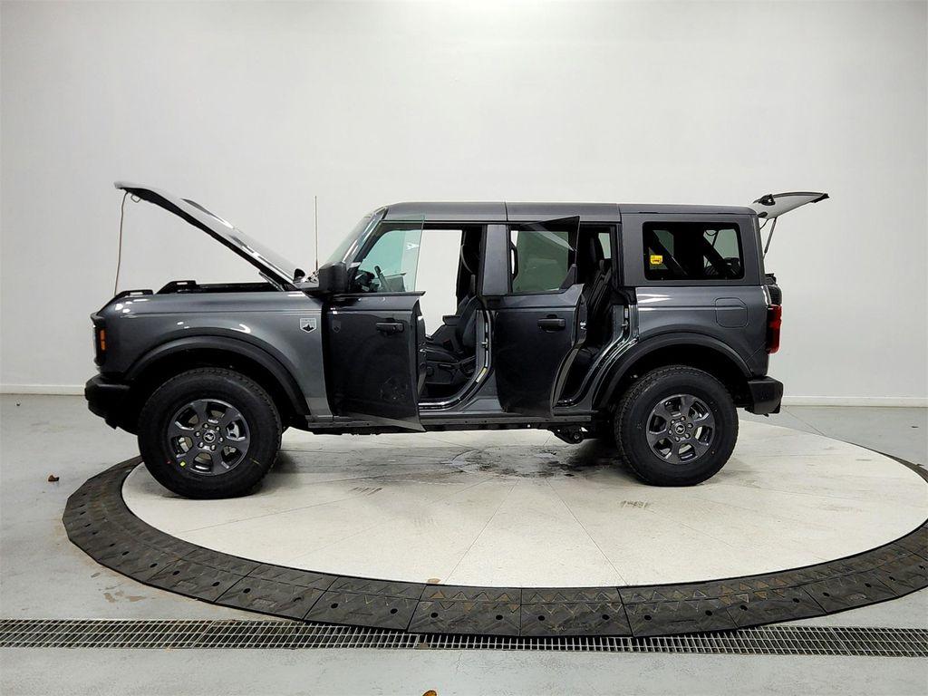 new 2025 Ford Bronco car, priced at $45,445