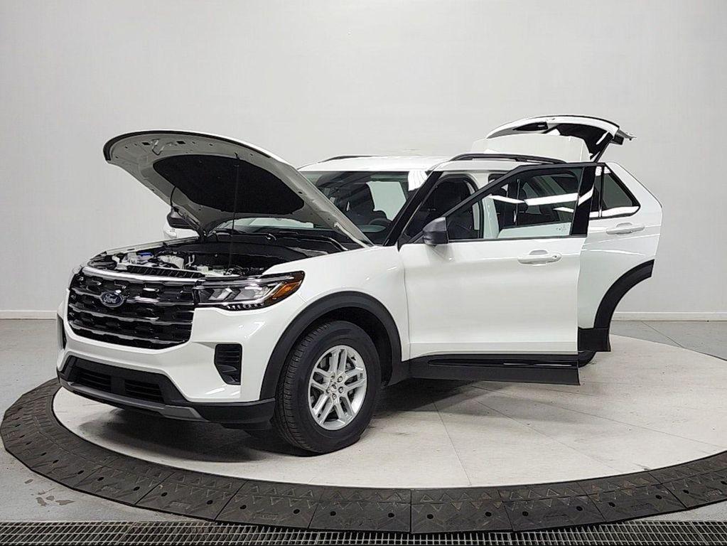 new 2026 Ford Explorer car, priced at $40,487