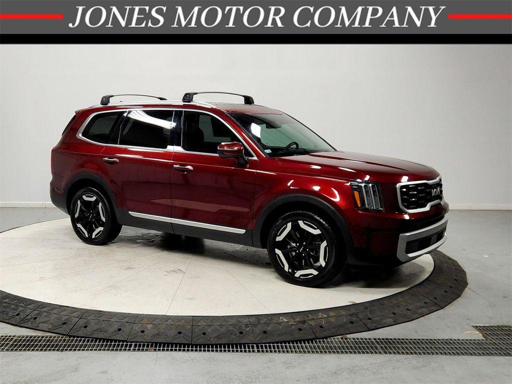 used 2024 Kia Telluride car, priced at $28,359