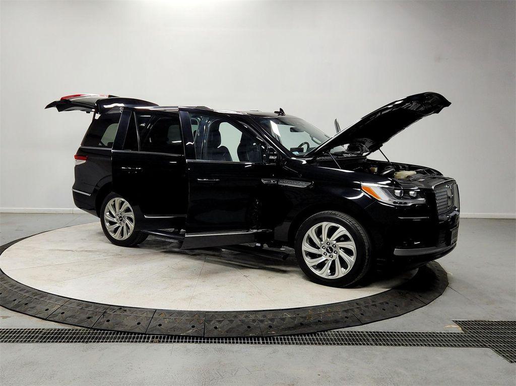 used 2024 Lincoln Navigator car, priced at $58,986