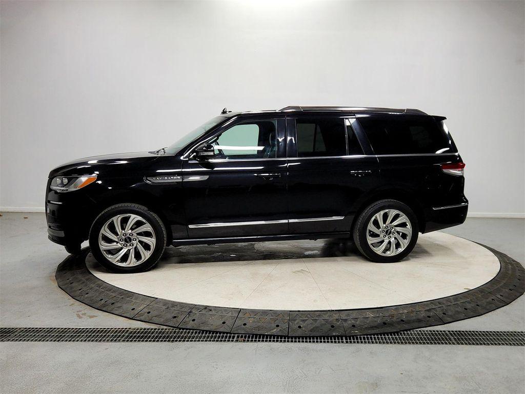 used 2024 Lincoln Navigator car, priced at $58,986