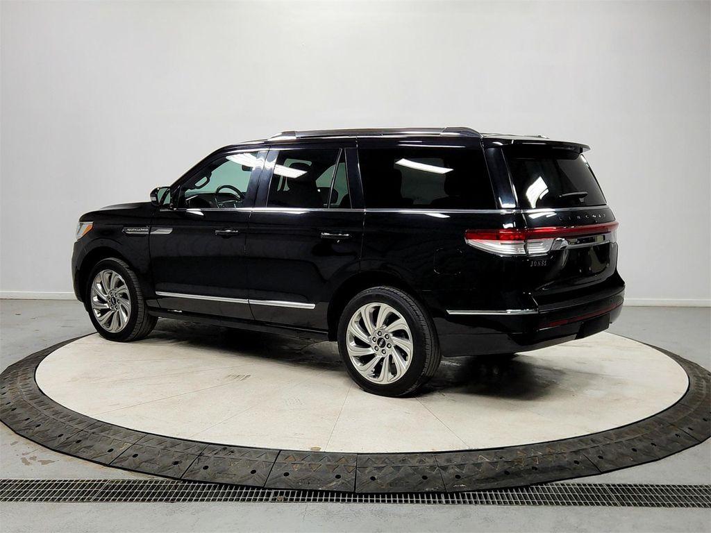 used 2024 Lincoln Navigator car, priced at $58,986