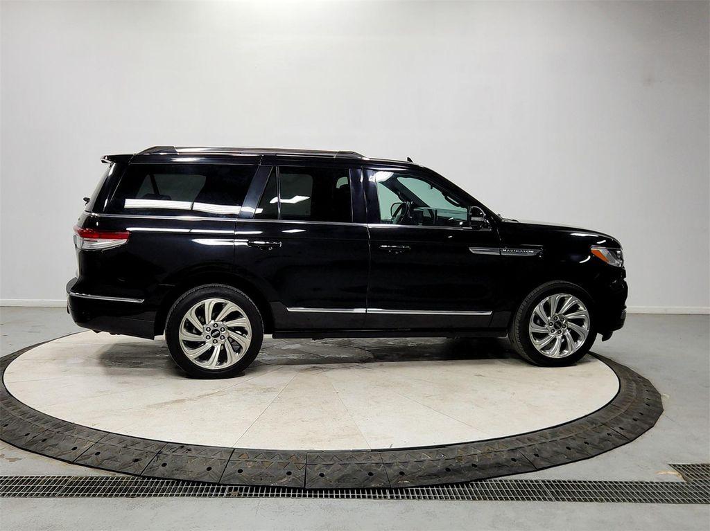 used 2024 Lincoln Navigator car, priced at $58,986