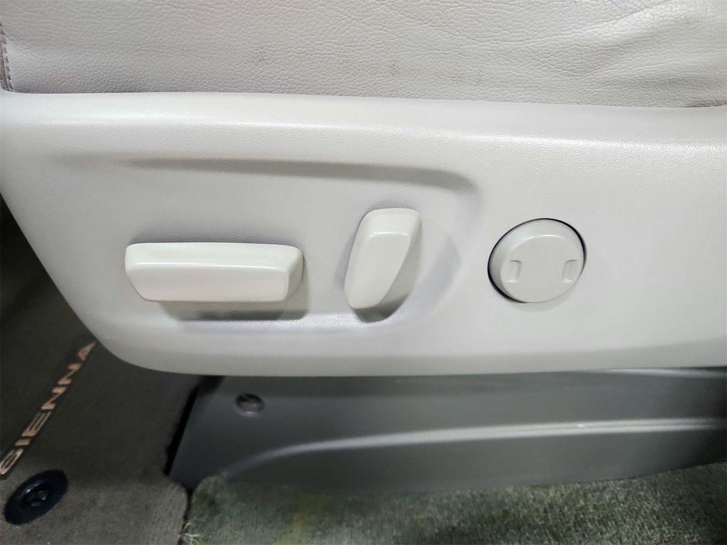 used 2015 Toyota Sienna car, priced at $19,214