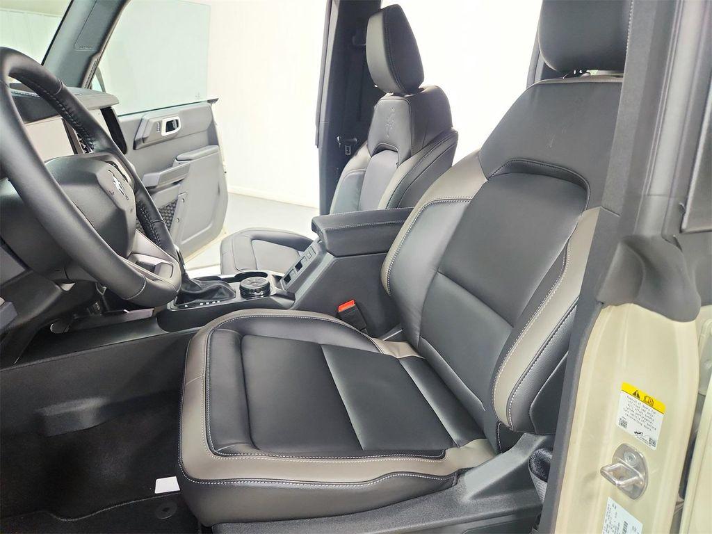 new 2025 Ford Bronco car, priced at $52,275