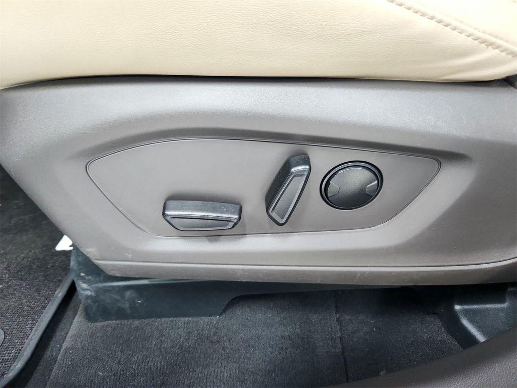 used 2023 Ford Explorer car, priced at $36,224