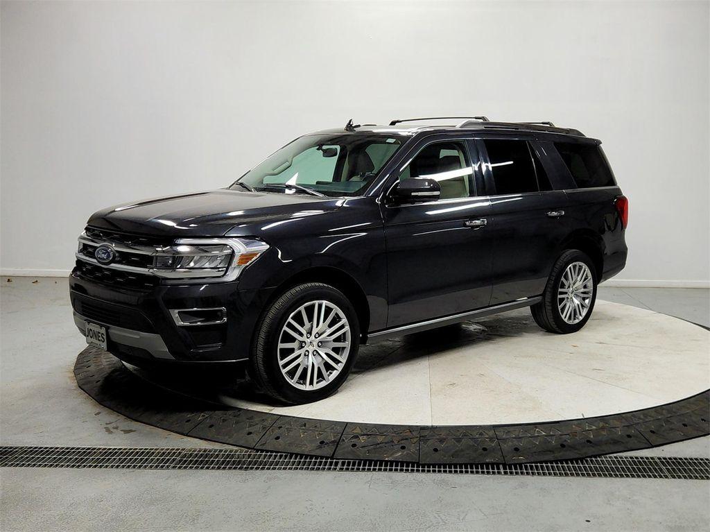 used 2024 Ford Expedition car, priced at $43,463