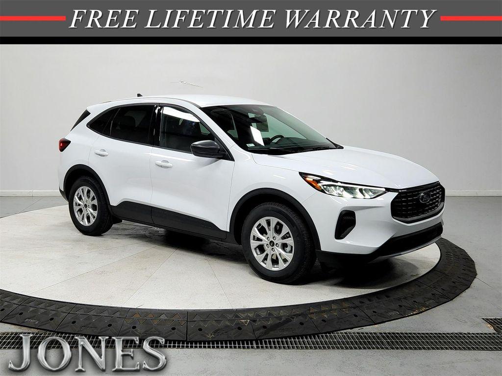 new 2026 Ford Escape car, priced at $28,452