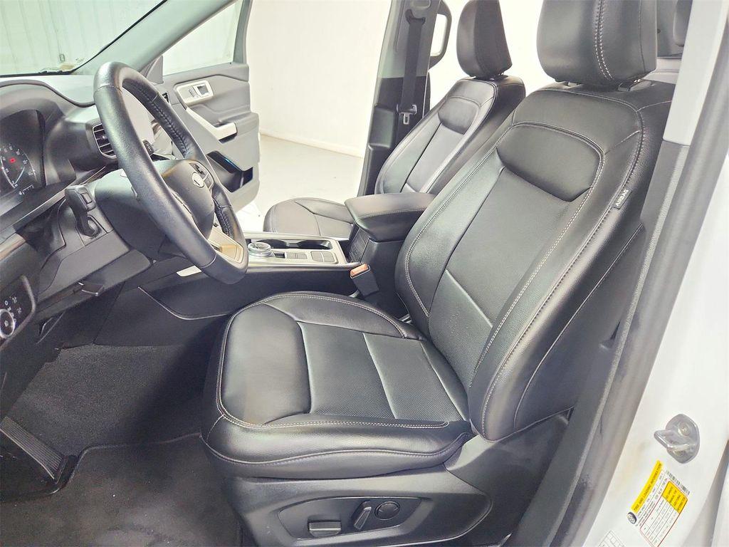 used 2024 Ford Explorer car, priced at $28,936