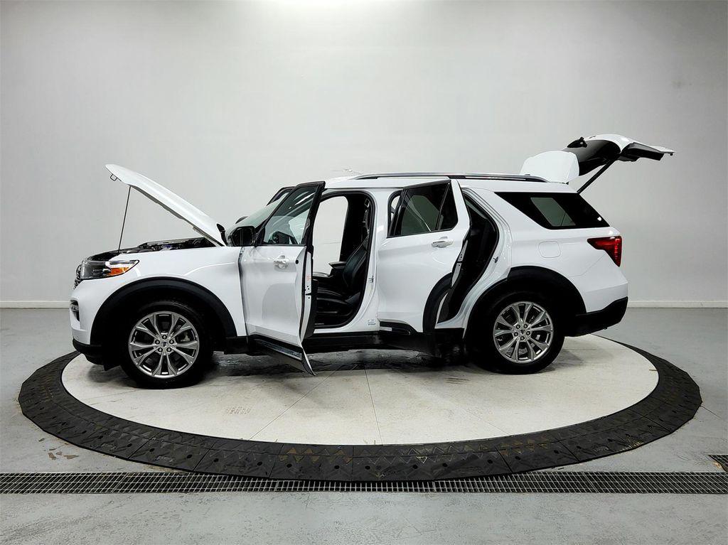 used 2024 Ford Explorer car, priced at $28,936