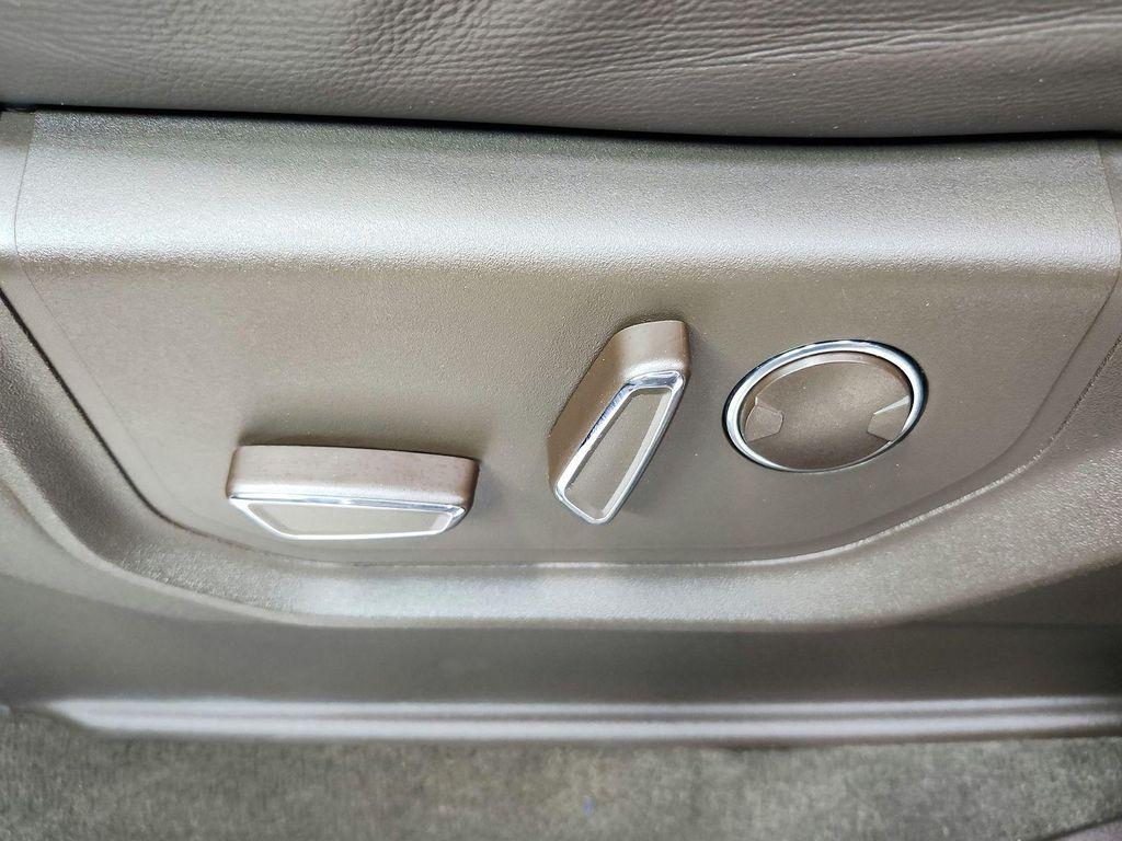 used 2023 Ford Expedition car, priced at $48,743