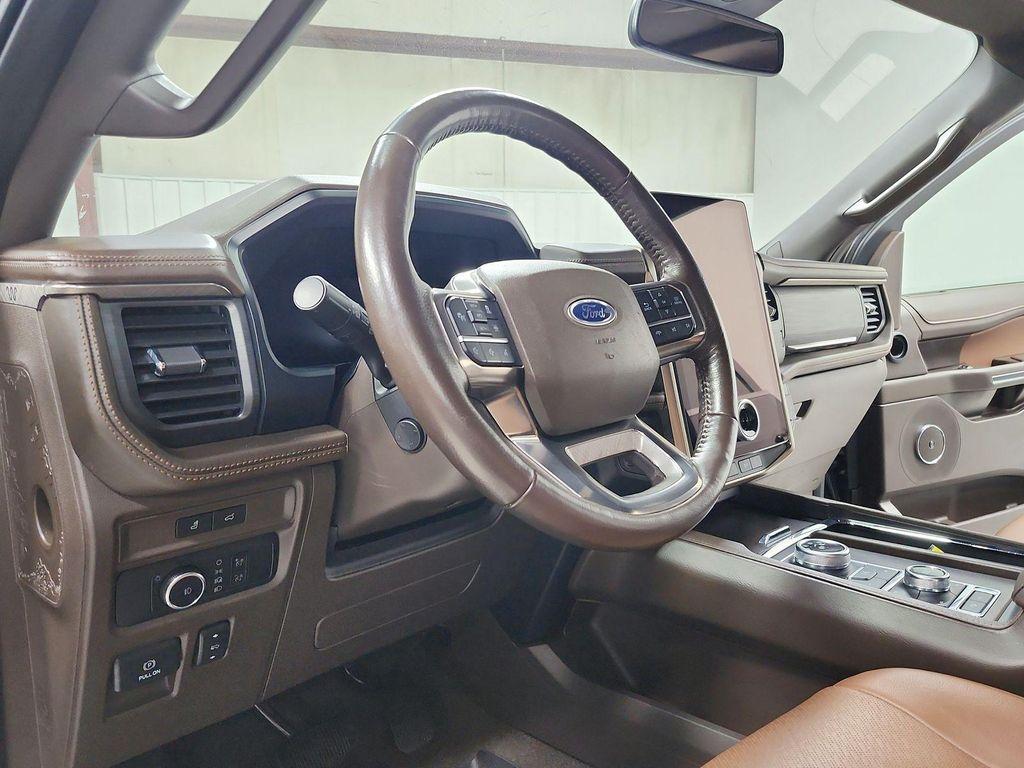 used 2023 Ford Expedition car, priced at $48,743