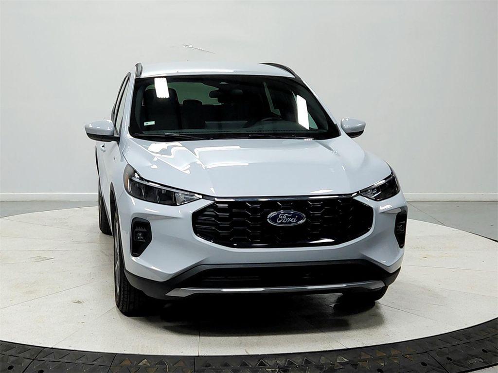 new 2026 Ford Escape car, priced at $30,559