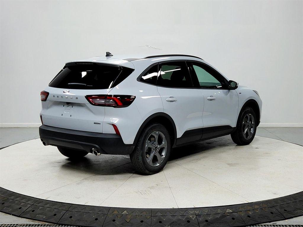 new 2026 Ford Escape car, priced at $30,559