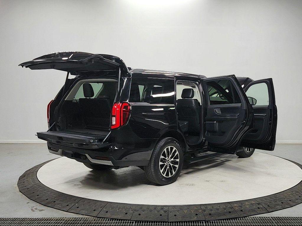 used 2025 Ford Expedition car, priced at $64,560