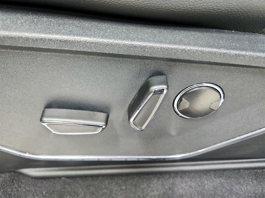 used 2023 Ford F-150 car, priced at $43,632