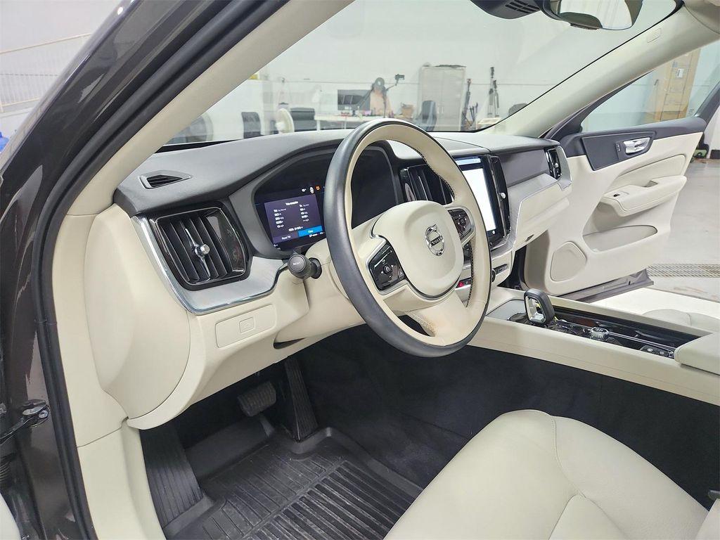 used 2024 Volvo XC60 car, priced at $33,387