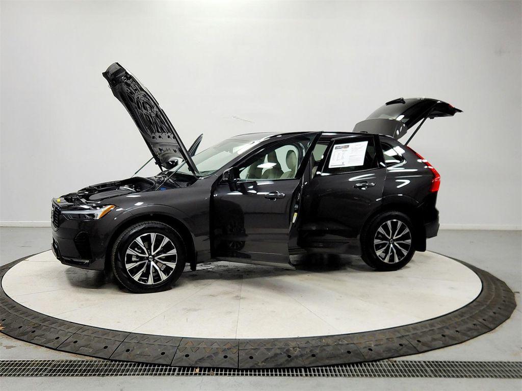 used 2024 Volvo XC60 car, priced at $33,387