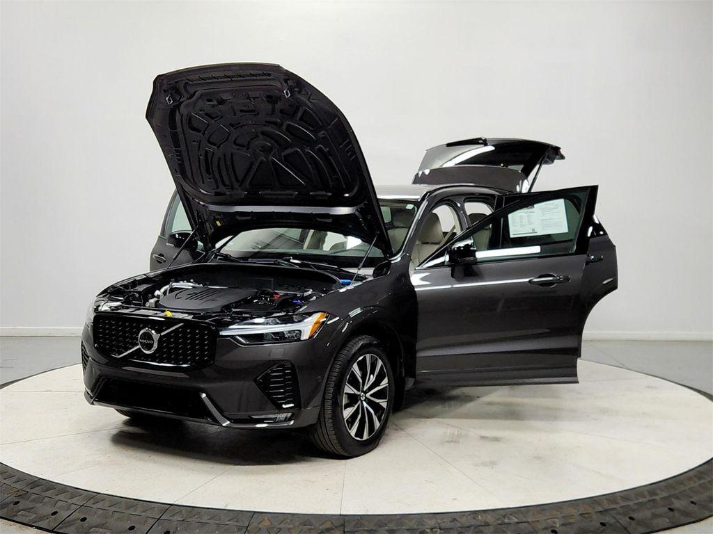 used 2024 Volvo XC60 car, priced at $33,387